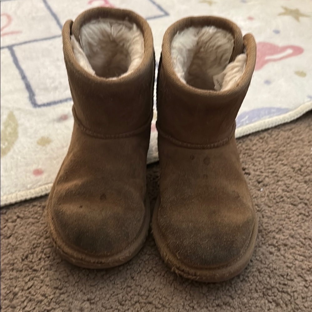 Toddler Uggs Size 11